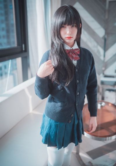 欧美蕾丝内衣高清图片_1080BD在线观看