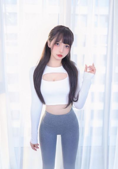女人跪地抱鸡打一成语_免费手机在线看观看