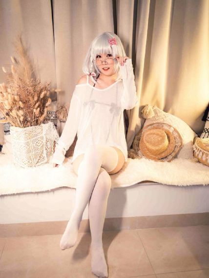 欧美av人妻_1080完整在线观看