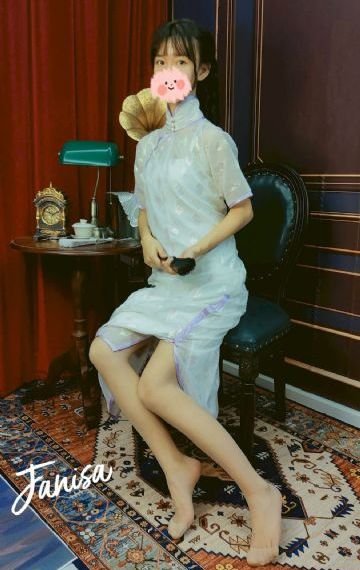女人被狂躁c到高潮喷水一区二区_高清在线观看