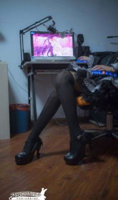 国产成h视频在线观看_DVD在线播放观看