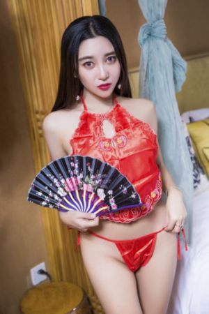 性感日韩美女时钟_720免费全集观看
