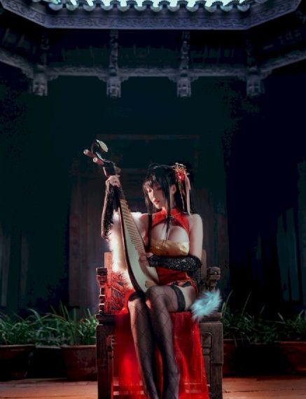 欧美亚洲制服丝袜在线_剧情片免费在线播放