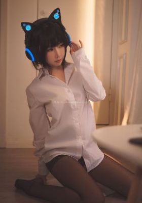 亚洲综合爱_高清完整版高清视频观看